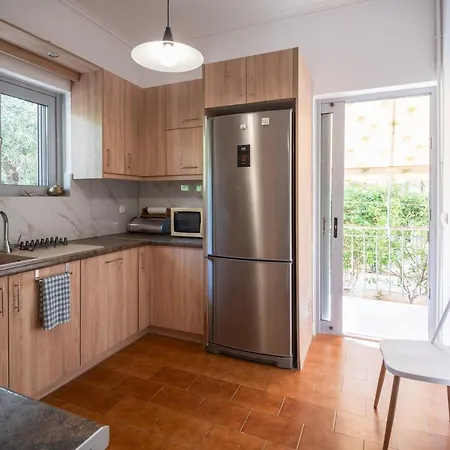 Ruby's House * Atene